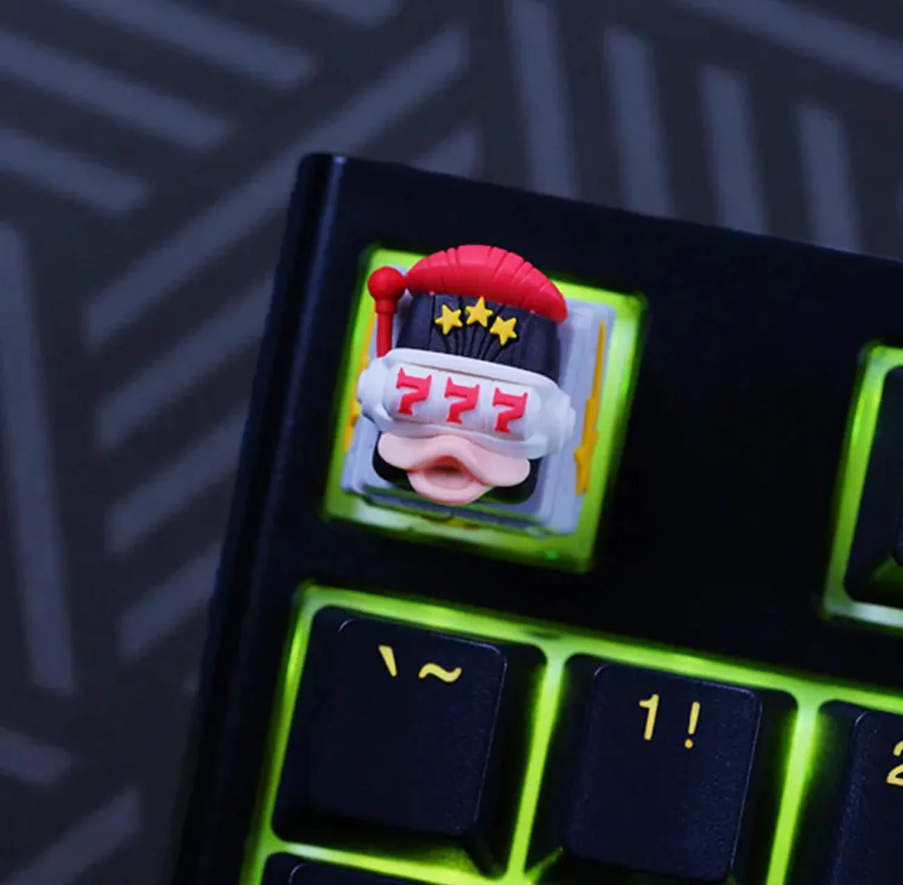 Hotkeys Ducky Super Hero - Lucky (Solid Eyes) - Image 5