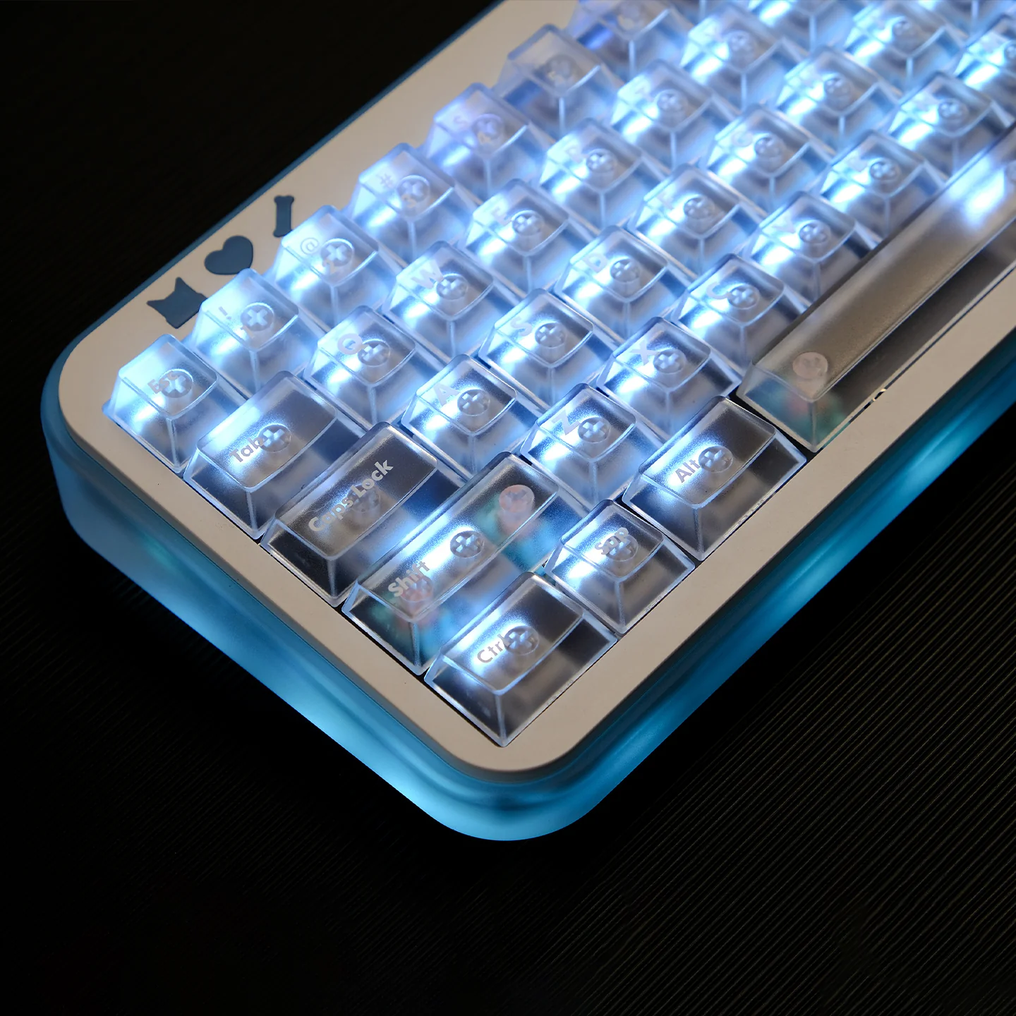 Forsted translucent Cherry Profile PC Keycap - Image 7