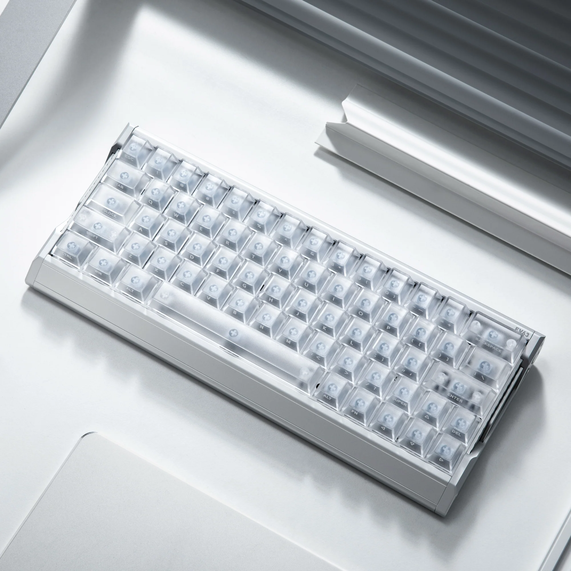 IQUNIX EV63 Hall Effect 8K RGB Wired Gaming Keyboard - Image 13
