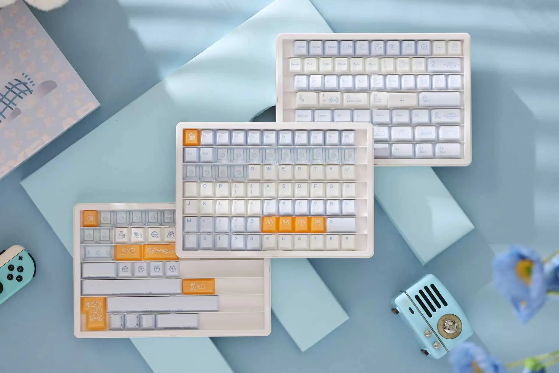 KeyByeLab Valentty Blue Cherry Profile PBT+PC Keycap Set with Transparent Keycap - Image 5