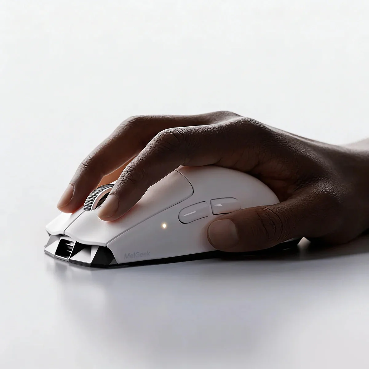 MelGeek Horus 8K Lightweight Esports Wireless Gaming Mouse - Image 7