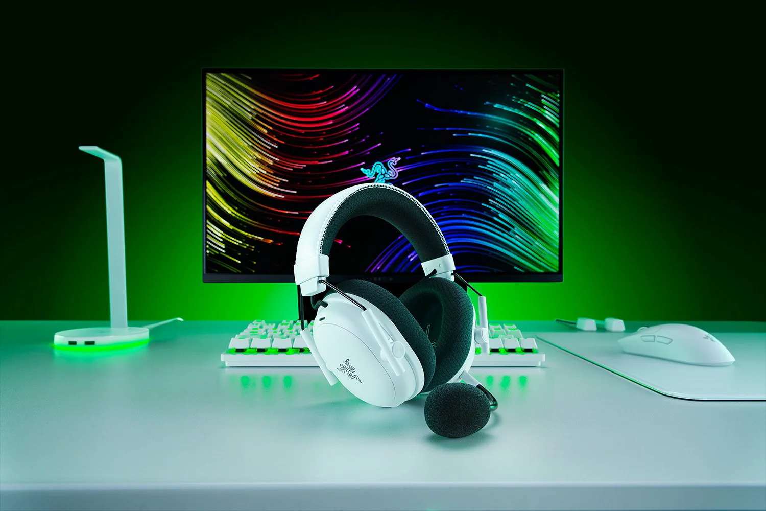 Razer BlackShark V3 Pro Headset - Image 10