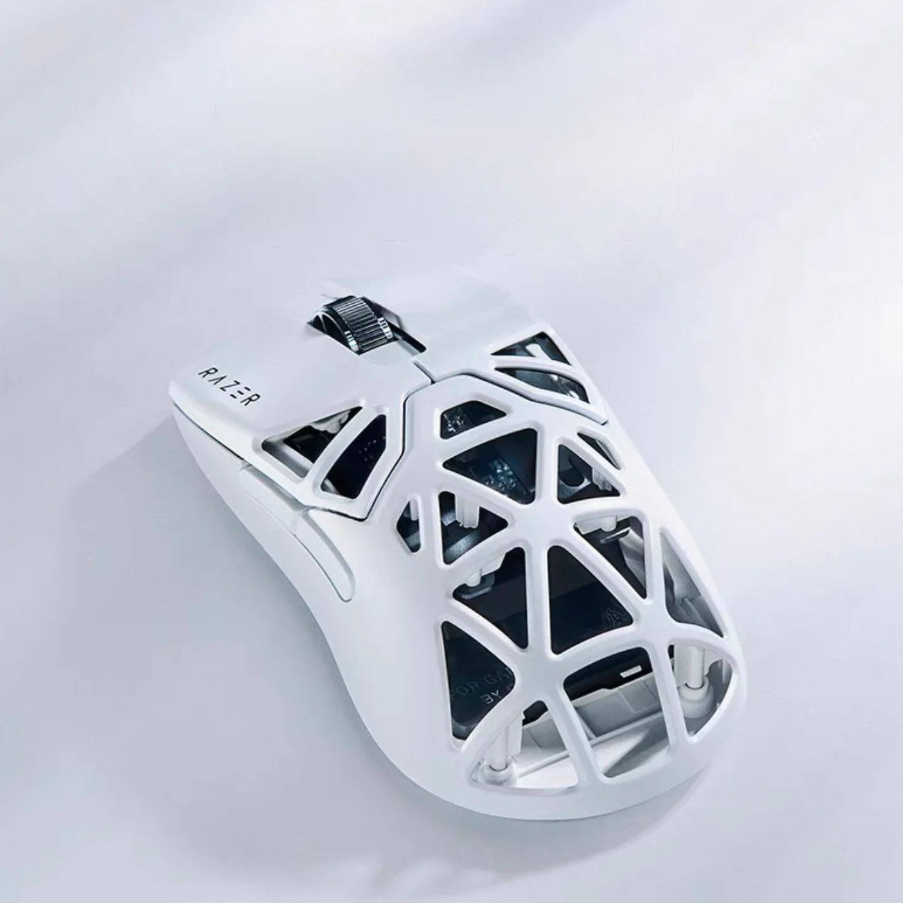 Razer Viper Mini Signature Edition 8K Gaming Mouse - Image 4