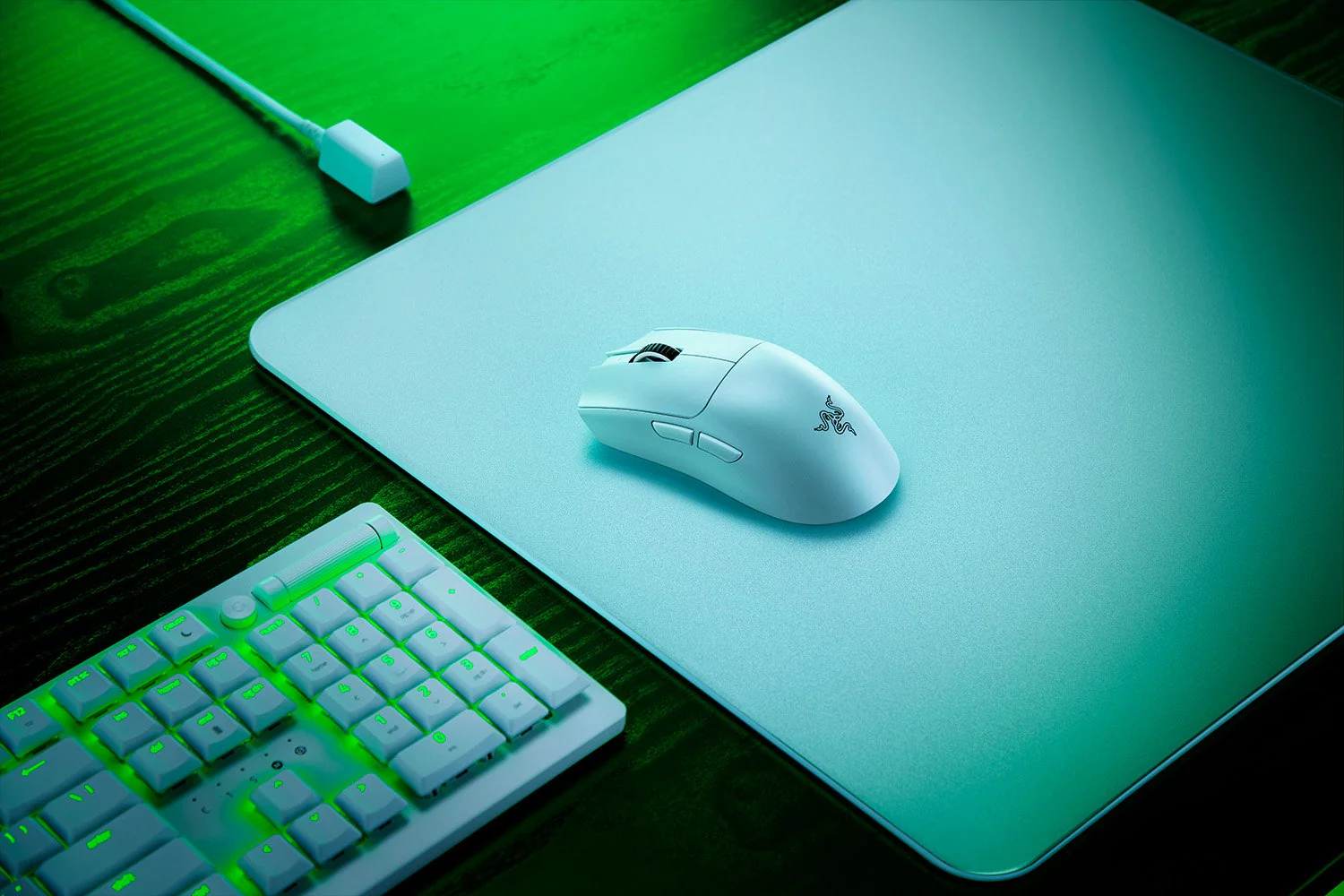 Razer Viper V3 Pro Wireless Gaming Mouse - Image 4