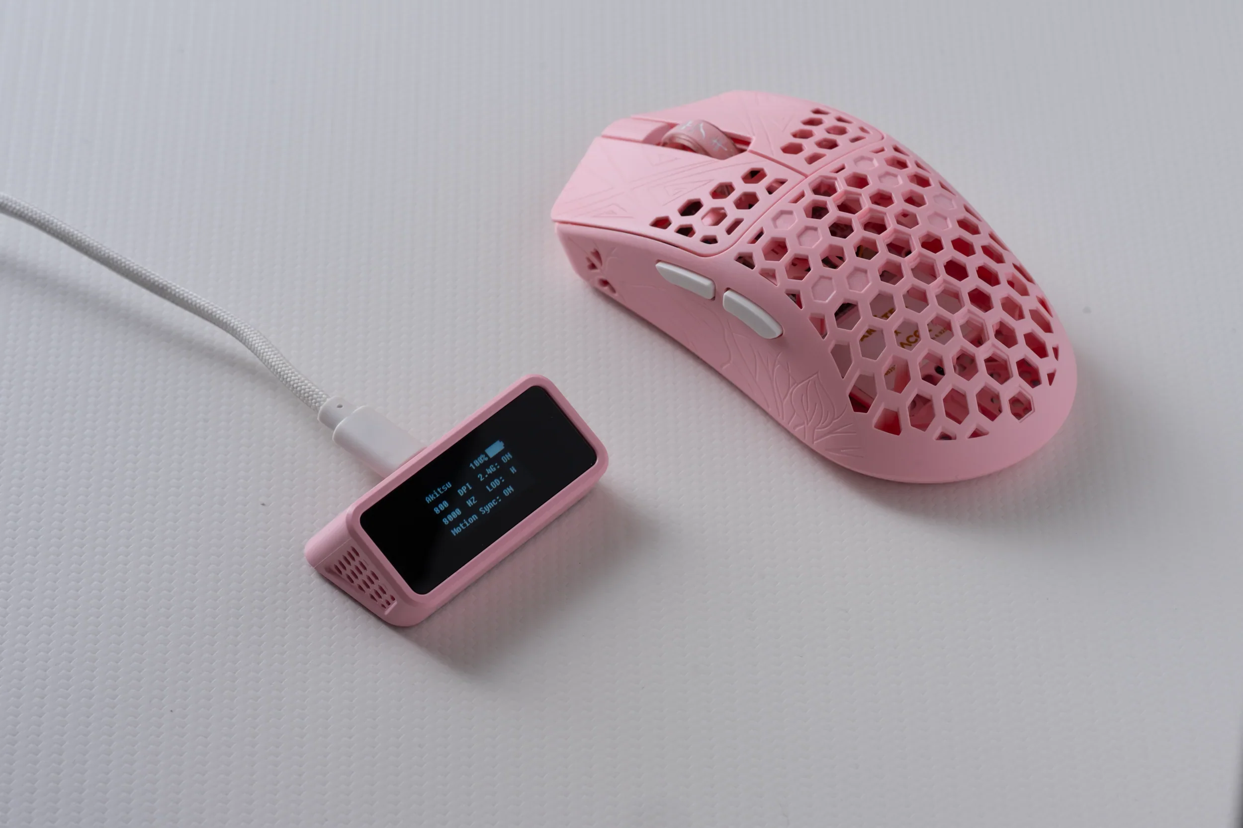 TENKO®-AKITSU Pink Carbon Fiber 8K Wireless Gaming Mouse（Pre-Order） - Image 10