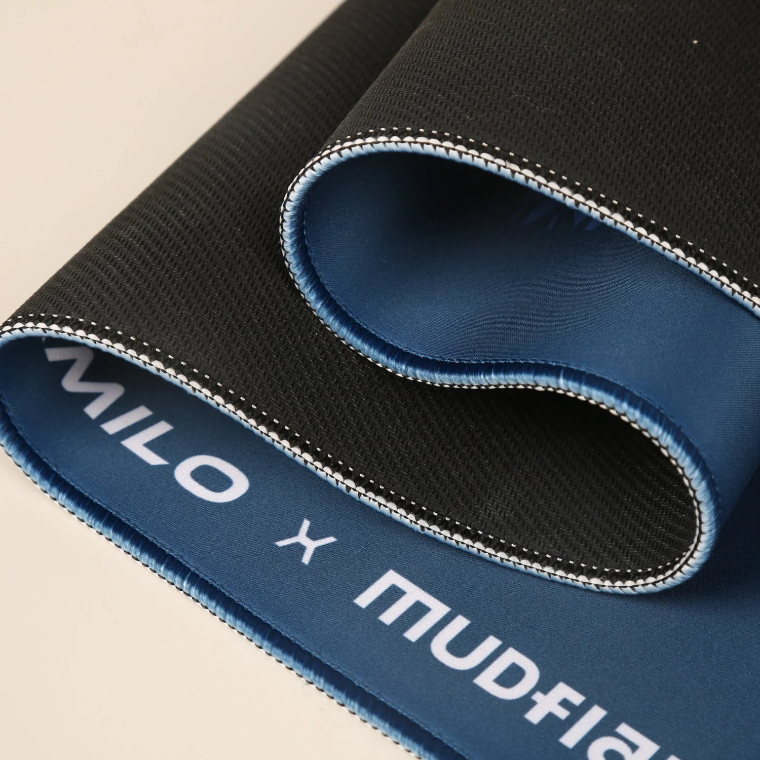 VARMILO Mousemat 900x400x3mm XL Desk Mouse Pad - Image 5